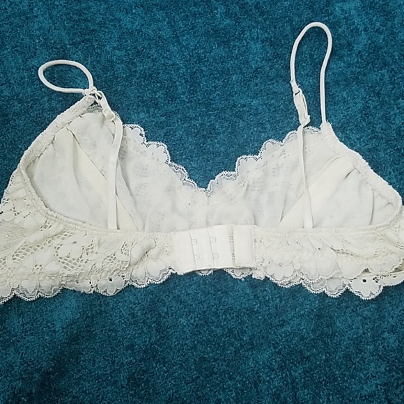 Lacy bralette - Picture 3 of 3